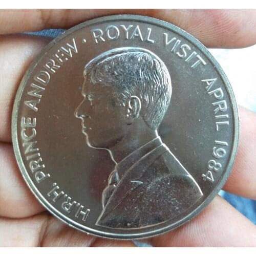 38mm 1984 Royal visit to the Queen of En 50 pence Commonwealth Coins Old Original Coin Collectible Edition 100% Real Random Year