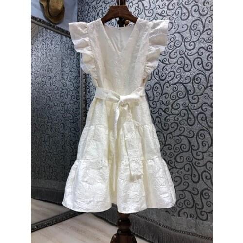 High Quality New Runway Dress 2021 Autumn Women V-Neck Vintage Jacquard Floral Print Butterfuly Sleeve Slim Fit & Flare Dress