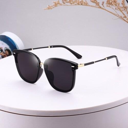 2021 New Fashion Sunglasses Ladies Net Celebrity Street Shooting Sunglasses Female Korean Trend Outdoor Women Eyewear UV400