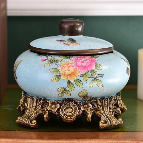 Ashtray European style living room With cover Household decoration Decoration Creative personality office CIGAR ASHTRAY