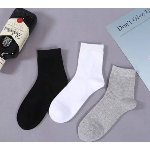 Socks Womens Tube Joker Shoe Store Black White and Gray Autumn and Winter Individually Wrapped Long Tube Gift Designer Socks