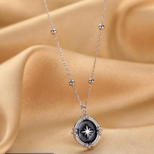 Fashion Womens S925 Silver-plated Epoxy Retro Astral Circle Pendant Personalized Necklaces XL408
