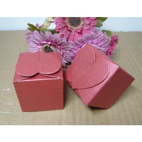 50 Pieces/lot) China Red Love Wedding gift box for Love heart square Party box favors and Candy favor box
