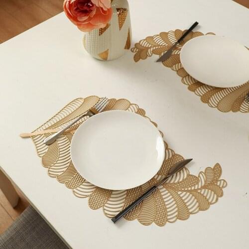 Waterproof PVC Placemats For Dining Table Decoration Accessories Leaf Shaped Washable Insulation Non-Slip Kitchen Table Mat