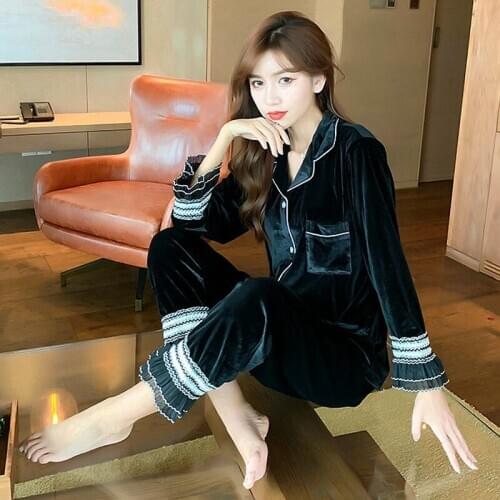 Sexy Lace Velvet Pajamas Woman Plants Negligee Longer Wear Fashion Pijama Plus Size Nightwear Winter 2 Piece Vintage Sleepwear