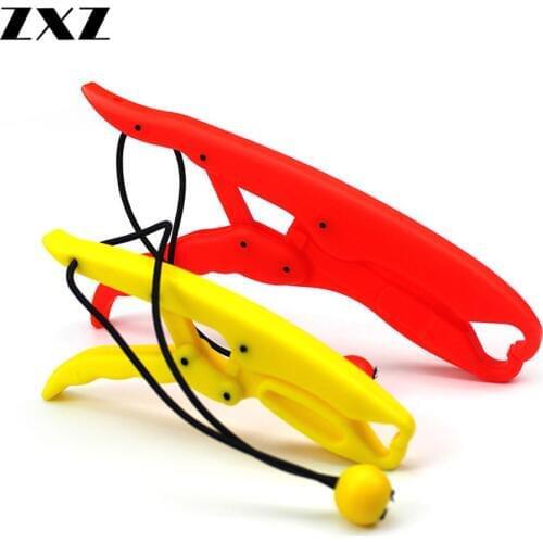 Hard Fishing Float Plastic LipGrip Fish Control Clamp Device Lures 25cm 17.5cm Hand Holder Fishing Lip Grip Floating Gripper W3