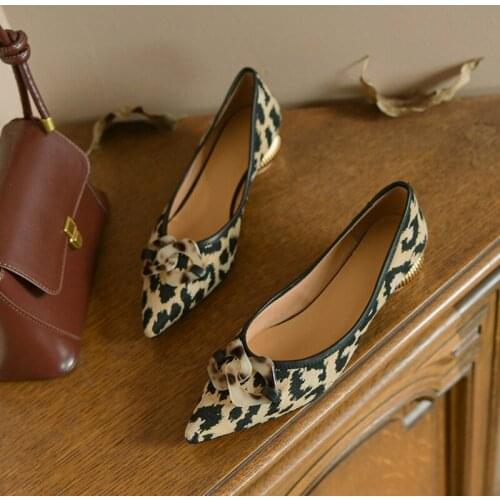 SYNXDN Leather Pumps