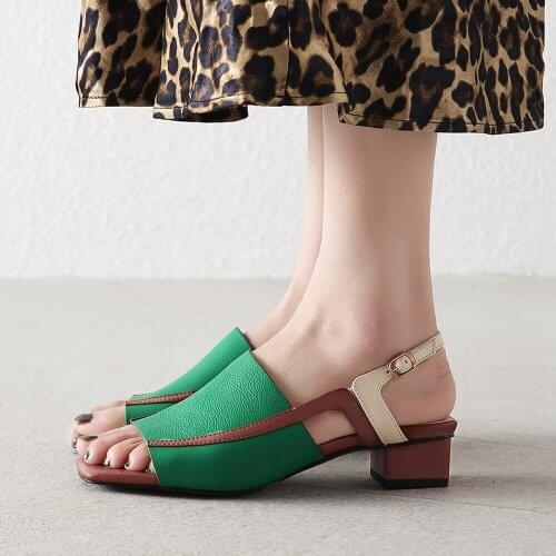 2021 Fashion Women 100% Genuine Leather Sandals Low Heels Summer Shoes For Girls New Style Ladies Green/Black Sandalias 34-42