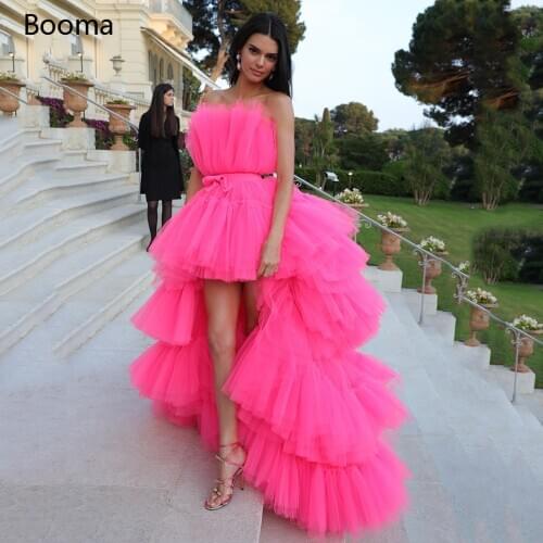 Booma Rosy Hi-Lo Prom Dresses Strapless Tiered Tulle Mini Celebrity Dresses Sleeveless Sashes Short Evening Dresses