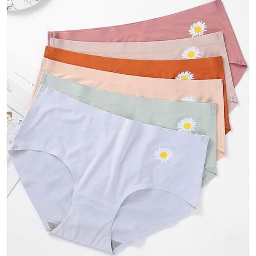 Lady Briefs Seamless Pure Color Mid-waist Breathable Daisy Pattern 1Pcs Female Underpants Ice Silk