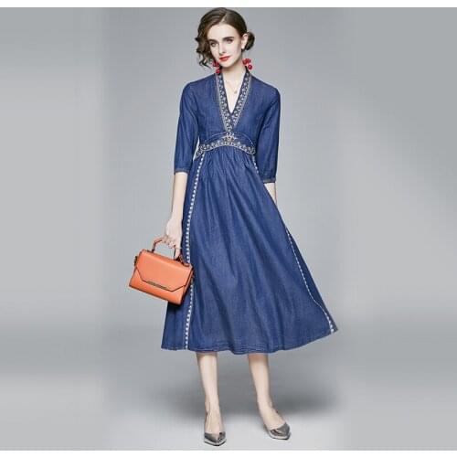Women Elegant Fashion Embroidery Denim Dress High Quality Long V-Neck Party Robe Femme Vintage Designer Blue Vestidos