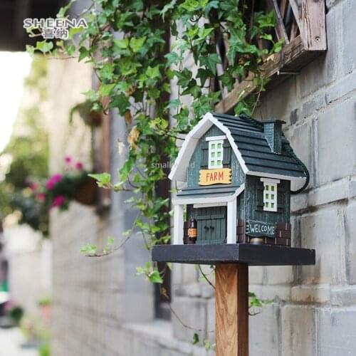 Farm wind bird feeder decoration birdhouse cottage bird cages Indoor bird feeder in forest park courtyard birdhouses outdoor
