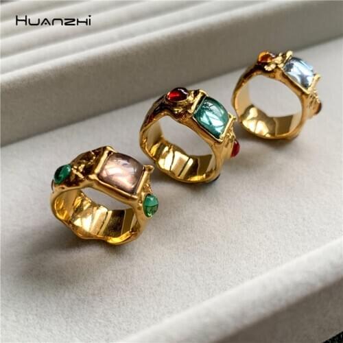 HUANZHI 2020 Vintage Gold Metal Ring Colorful Rhinestone Geometry Donuts Fing Ring for Women Men Party Jewelry Gifts