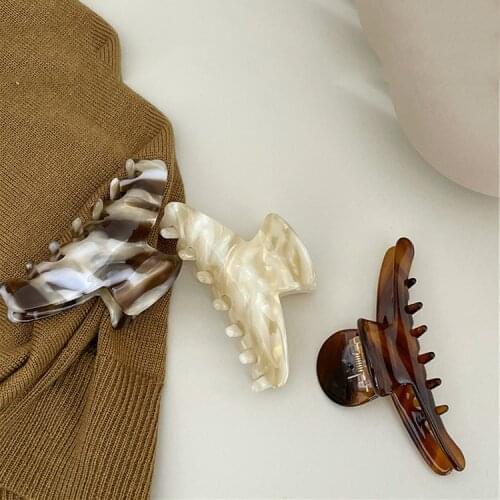 Women Vintage Medium-sized Acetate Hair Claw Lady Fashion Back Head Hair Clip