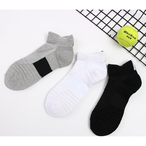 1 Pair Running Stockings Men Short Socks Thick Sweat-Absorbent White Sports Walking Basketball Breathable Wear-resistant Socks