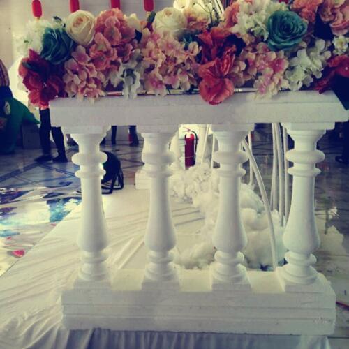 4 PCS top-quality Wedding Decoration Metal Fence Roman Column Aisle Runner Road Lead Props White Design Free Shipping