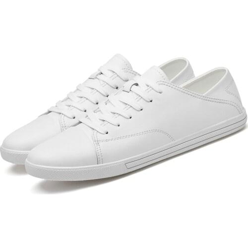 New Hot Sale Mens Casual Shoes Lace Up Low Top Male Comfortable Mens Shoes Leisure Walking Sneakers Men Brand Fashion Flats Man