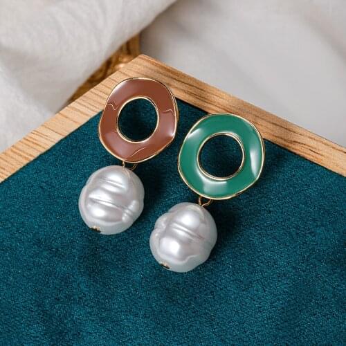 New Fashion Korean Pearl Hanging Earrings For Women Statement red Green Colour Dangle Earings 2021 Trend Party Unique Jewelry