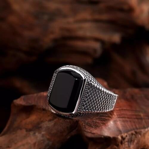 Personality Domineering Vintage Black Zircon Rock Ring for Men Jewelry Party Accessories