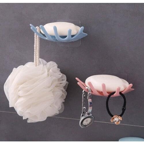 Soap Dish Maple Leaf Design PVC Soap Box Punch-free Strong Adhesive Soap Dishs Bathroom Drain Soap Holder Rack Tray Accessories