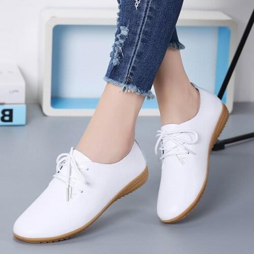 2020 Autumn Womens Shoes Round Head Lace Small White Shoes Female Leather Wild Autumn Casual Small Leather Shoes