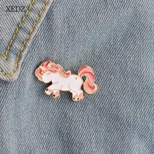 XEDZ Fashion New Style Enamel Brooch Jewelry Cute Animal PINK Poniy Horse Docile Unicorn Brooch Pins Women Badge Corsage
