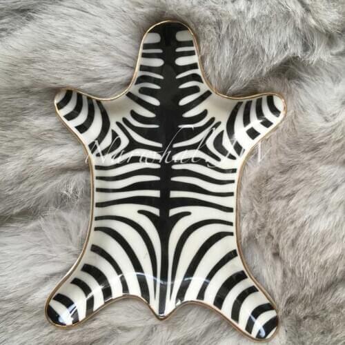 Personalized Ring Dish Ceramic Trinket Dish Wedding Ring Tray Holder Tiger Zebra Skin Storage Jewelry Display Gift for Women Her