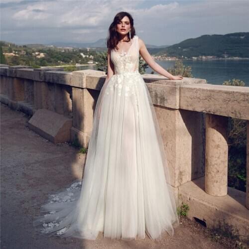 Scoop Neck Tulle Lace Appliques Wedding Dresses Beaded Bridal Gowns Sleeveless Custom Made Spring Garden Long New Fashionable