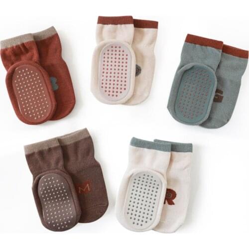 0 to 5 Years Anti-slip Non Skid Ankle Socks With Grips For Baby Toddler Kids Boys Girls Cute letters All Seasons Cotton Socks