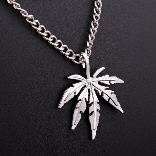 Punk Style Big Statement Maple Leaf Pendants Necklaces for Women Silver Color Clavicle Chain Jewelry Femme Bijoux Colar Gifts