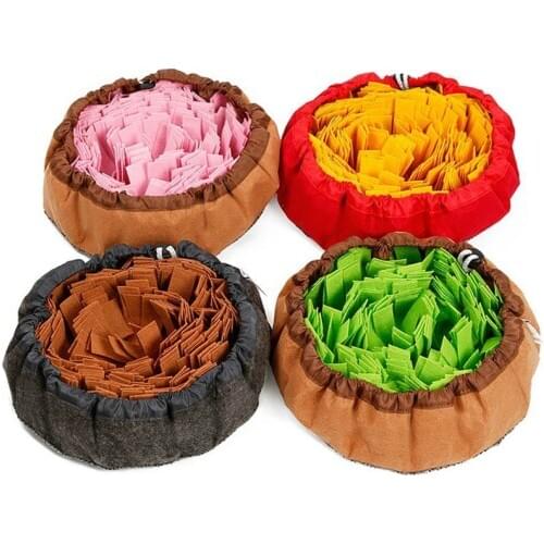 Pet Sniffing Mat Anti-choke Pet Bowl Dogs and Cats Consume Energy Slow Food Puzzle Blanket Chew Toys Fleece