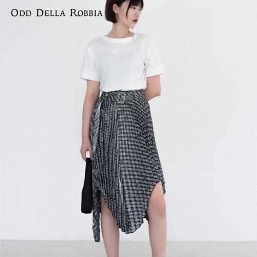 OddDellaRobbia Spring Summer New Fashion Irregular Letters Shiny Pleated Design Cool Style Knee-Length Skirt Belt Women B5158
