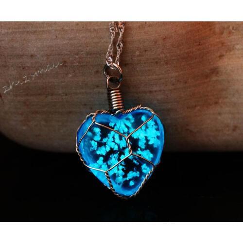 Love heart Necklace Pendants Winding Necklace LOVE Necklaces GLOW in the DARK necklace pendant for women girl Wedding gift