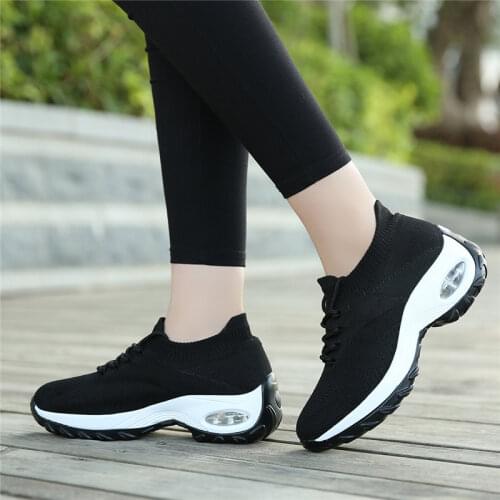 Women Casual Shoes Fashion Breathable Walking Mesh Flat Shoes Sneakers Women Gym Vulcanized Shoes White Female Footwear