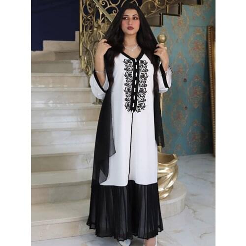 Dubai Jalabiya Loose Long Women Muslim Hijab Dress Black Embroidery Chiffon Pleats Islam Clothes Arabic Abaya Morocco Eid Party
