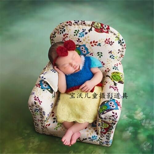 Cute Mini Sofa Photo Prop Handmade Newborn Wooden Sofa Baby Vintage Photography props