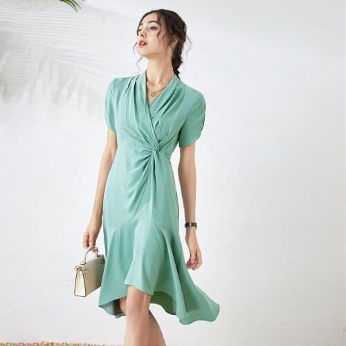 French summer 2021 new style imitation acetic acid satin pure color temperament dress