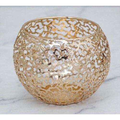 European Retro Style Candle Holder Hollow Geometric Shape Candlestick for Party 85AC