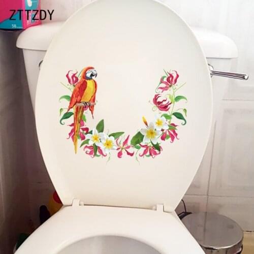 ZTTZDY 25.7×19.7CM Cute Parrot Wreath Home Wall Decoration Funny Toilet Sticker WC Accessories T2-1436