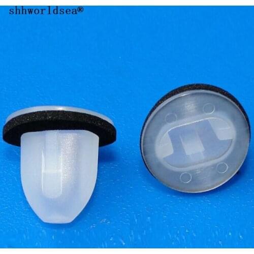 Shhworldsea car clip fasteners Rear Combination Light Retaining Clip for Toyota#81496-52020, 81496-0E020