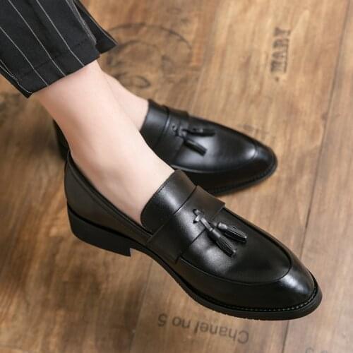 New Men Dress Shoes Fashion Groom Wedding Comfortable and breathable outdoors Shoes Men Oxford Shoes black brown 37-45