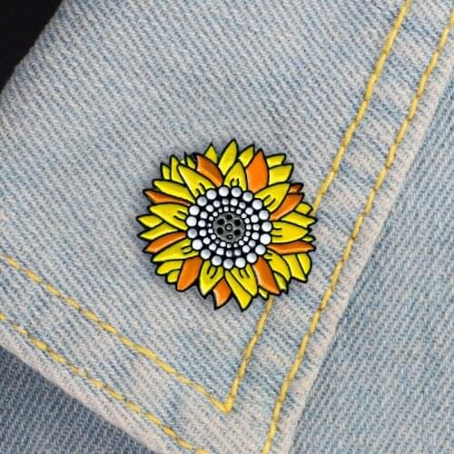 Spilla girasole giallo arancio simboleggia sempre la spilla del sole per inviare gli amici a decorare Progresso