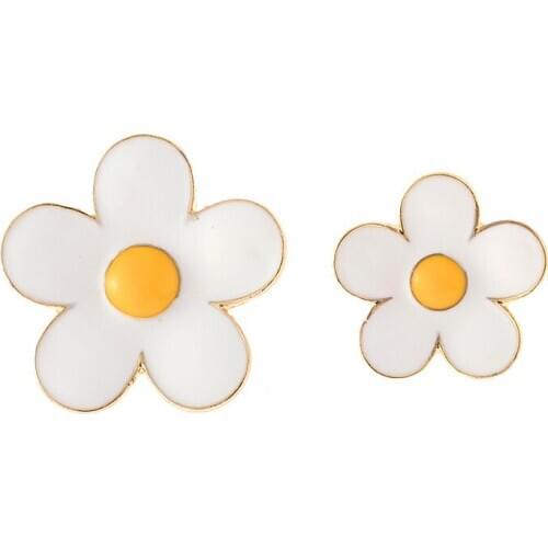 1pcs White Pink Lake Blue Big Small Flowers Badge Brooches Denim Clothes Backpack Fashion Flowers Jewelry Gift For Kids DIY