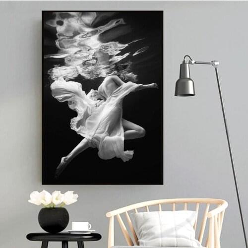 Black White Fashion Photography Poster Underwater Woman Print Beautiful Girl Swimming Modern Wall Art Canvas Painting Home Decor