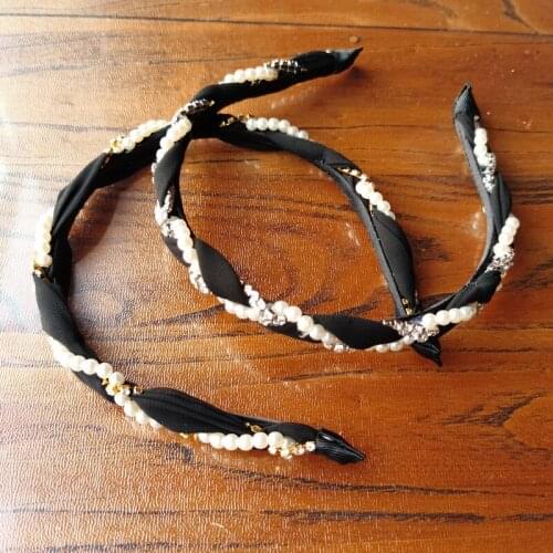 2021 New Designer brand hairbands black with pearls headband christmas hair bundle fashion hair accessories handmade hair bands