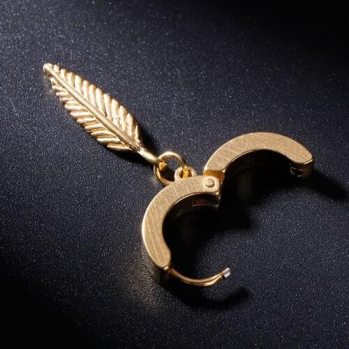 1pc New Arrival Punk Earrings Fashion Feather Pendant Personality Titanium Steel Buckle Women Men Jewelry Decoration Charms E56A