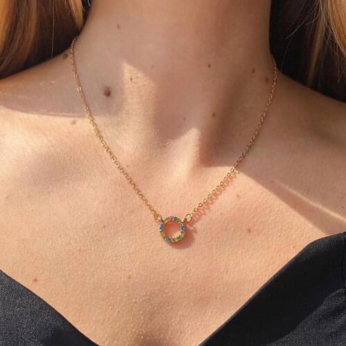 Fashion Gold Alloy Round Pendant Necklace for Women Simple Female Geometric Crystal Circle Necklace Collier 2021 Wholesale