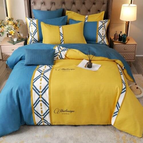 Kawaii Bedding Set Single Apartment Dormitory Quilt Designer Sheets and Pillowcases Single King Size Fashion Comforter Cover