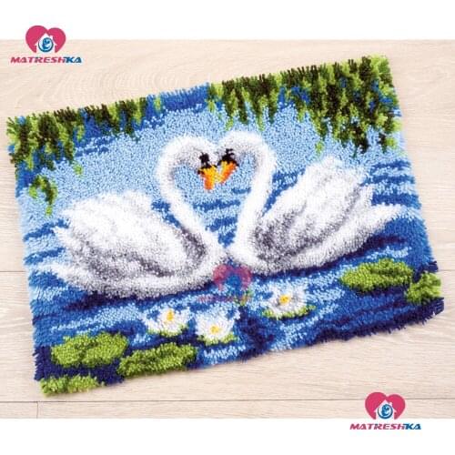 Hot diy Latch Hook Rug Kits by Needlework diy Unfinished Handmade Crocheting Rug Yarn Cushion Mat Swan diy Carpet Rug home decor