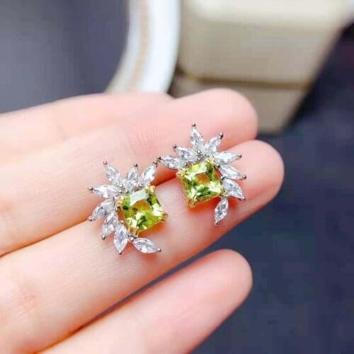 Fine Natural Olivine Ear Studs Real S925 Pure Silver Earrings Charming Superflash Weddings Jewelry For Women MeiBaPJFS